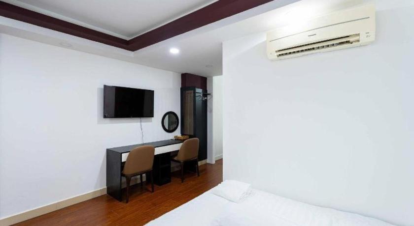 Tuan Viet Hotel Dinh Tien Hoang 胡志明市 外观 照片